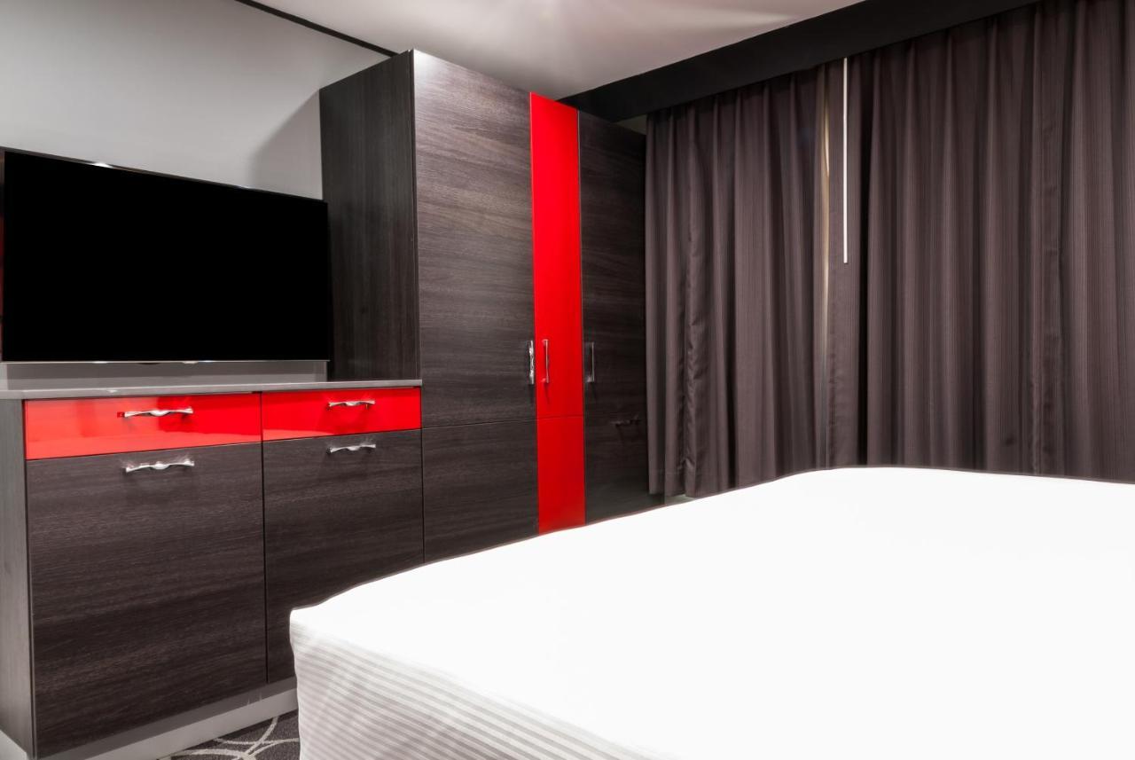 Astro Pasadena Hotel Экстерьер фото